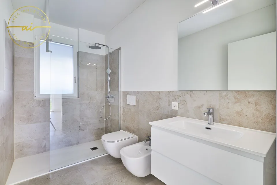 ELEGANTE 2.5 LOCALI DI NUOVA COSTRUZIONE CON GIARDINO – foto 9 di 16