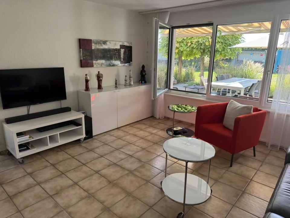 Renoviertes Einfamilienhaus mit einem Wintergarten – Foto 7 von 28