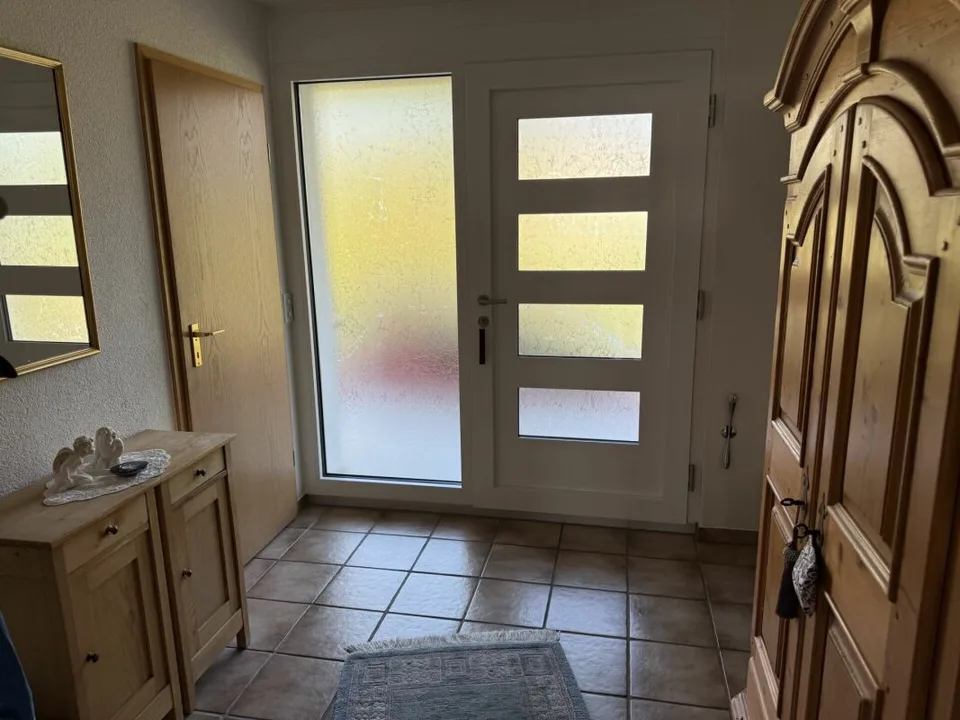Renoviertes Einfamilienhaus mit einem Wintergarten – Foto 16 von 28