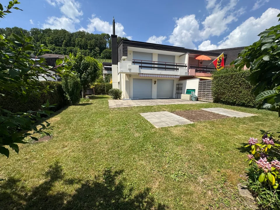 Vivere dove gli altri fanno vacanza – La tua casa con vista sul lago di Bienne – foto 27 di 30
