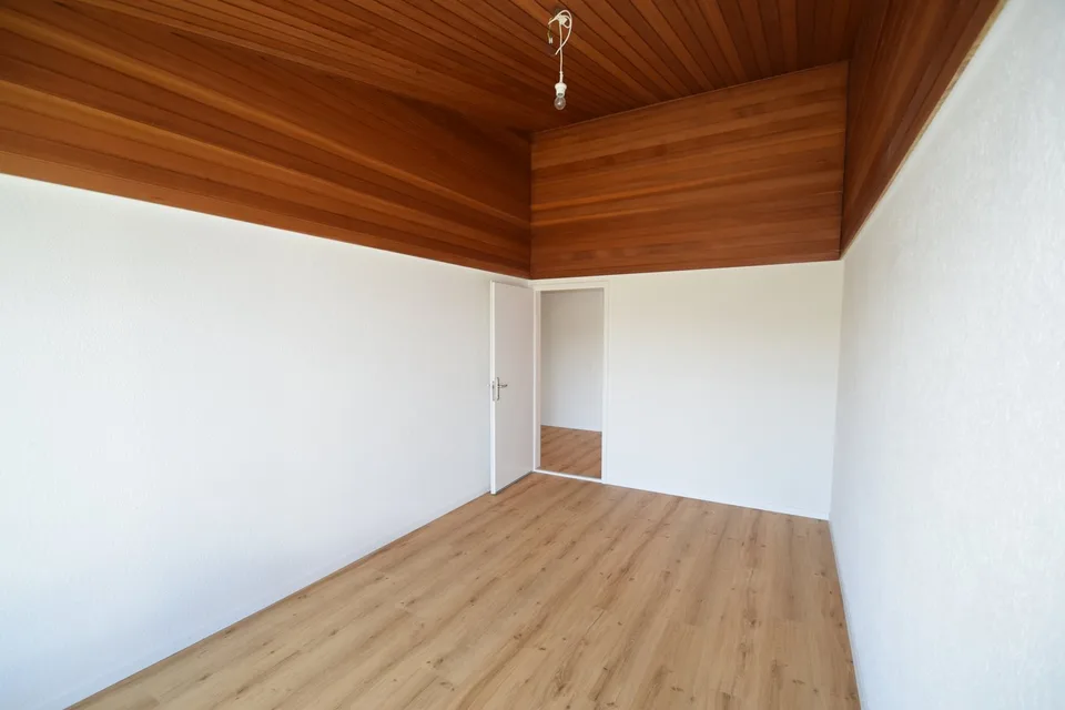 Vivere dove gli altri fanno vacanza – La tua casa con vista sul lago di Bienne – foto 10 di 30