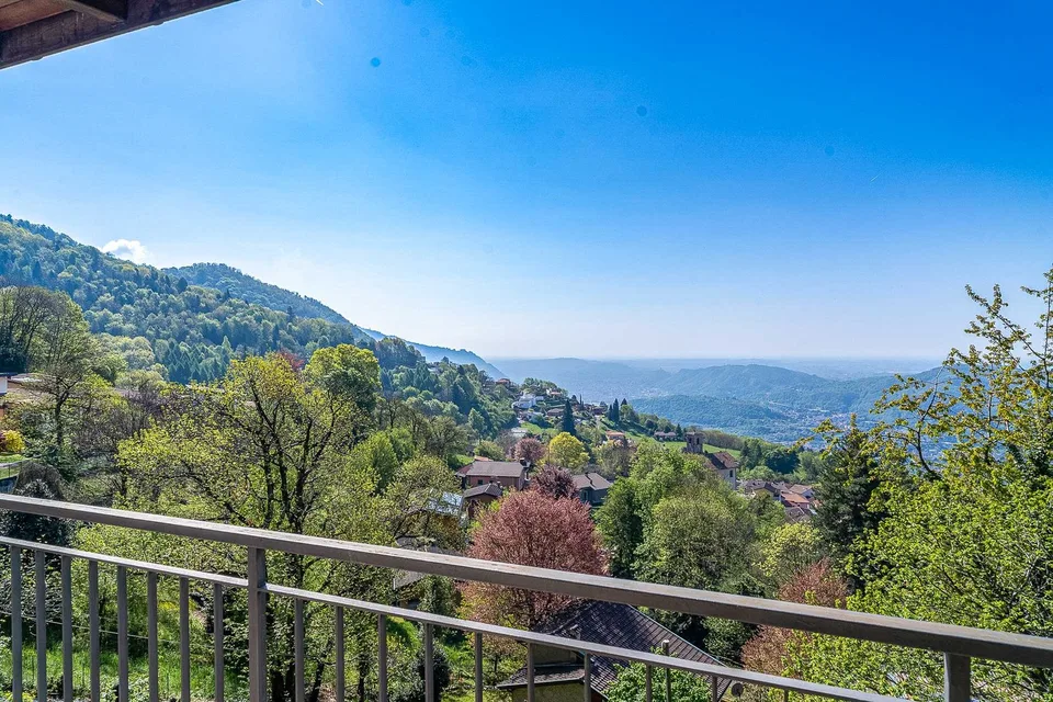 Casa unifamiliare con piscina a Sagno – foto 8 di 10