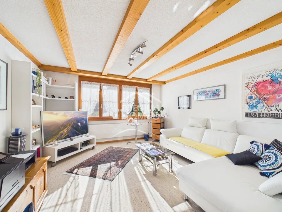 Proprietà versatile con un potenziale edificabile attraente – foto 4 di 13