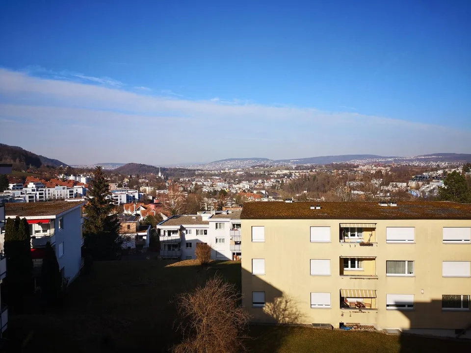 Charmante 4.5 Zimmerwohnung in Adliswil zu vermieten! – Foto 12 von 13