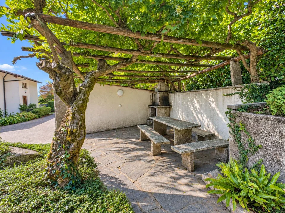 Appartement 3.5 pièces avec jardin à Carona – photo 7 sur 12