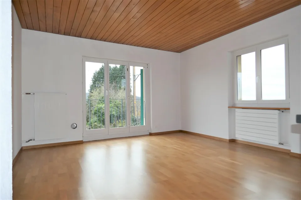 Charmante 4-Zimmer-Maisonette-Wohnung mit Balkon und Seeblick in Ligerz – Foto 5 von 20