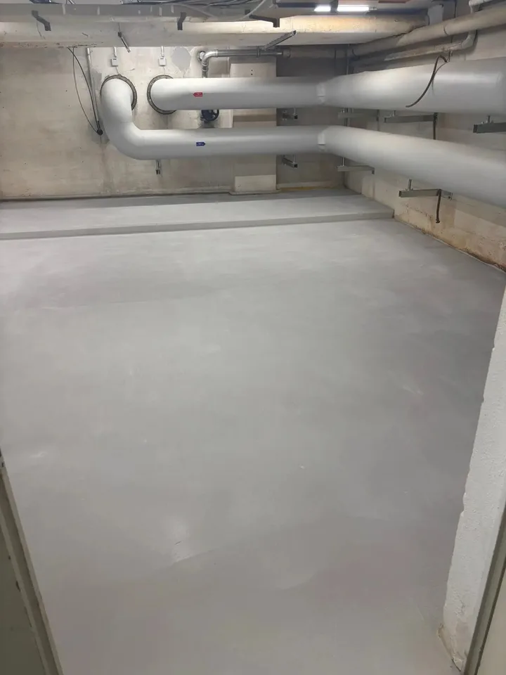 Magazzino e spazio commerciale in affitto su Hallerstrasse – foto 2 di 3