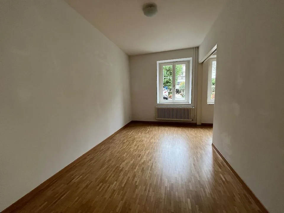 Renovierte Wohnung im Herzen der Freiburger Unterstadt – Foto 4 von 11