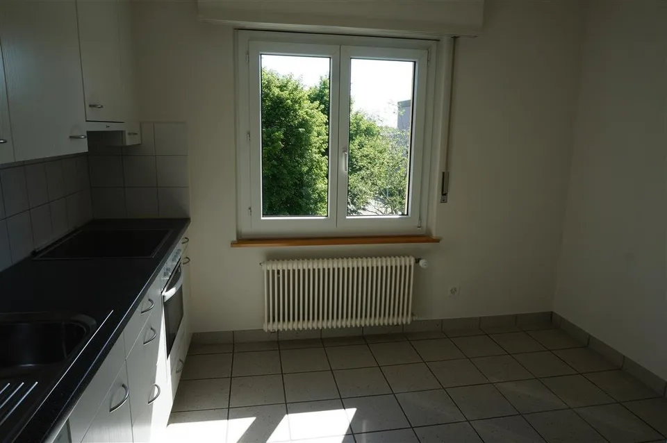 helle Familienwohnung mit Balkon – Foto 6 von 8