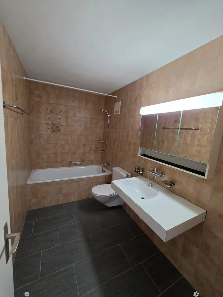 4.5 Zimmerwohnung in Biel zu vermieten – Foto 7 von 9