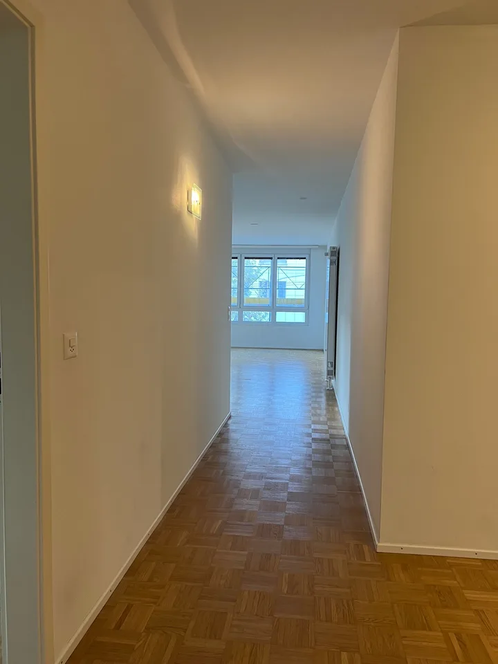 Wohnung mit 3.5 Zimmern zur Miete in Freiburg – Avenue Beauregard – Foto 2 von 11
