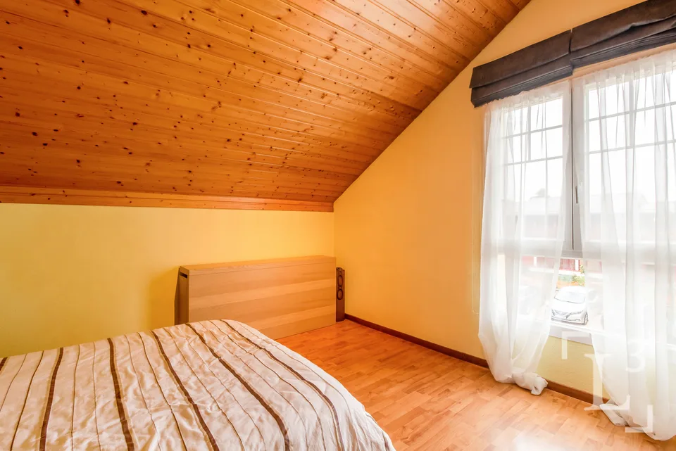 5.5 Zimmer Einfamilienhaus in Gimel – Foto 11 von 13