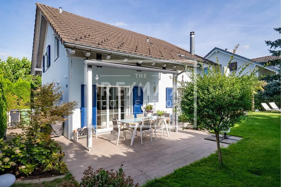 Ferienfeeling pur! / Traumhaftes 6.5-Zimmer-Einfamilienhaus mit pri... – Foto 12 von 13