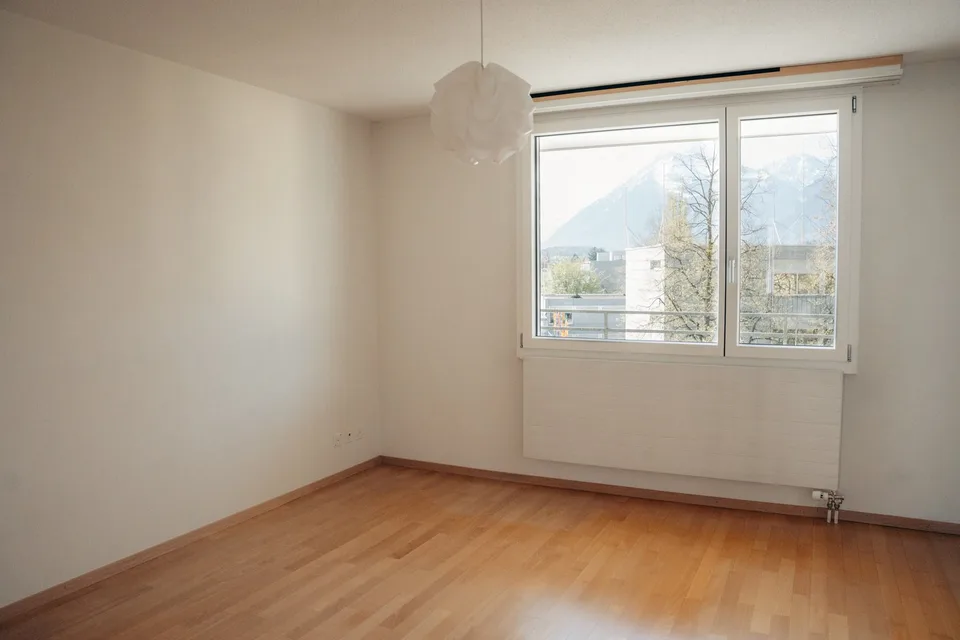 Charmante 4.5-Zimmer-Attikawohnung mit Bergpanorama in Thun – Foto 20 von 24