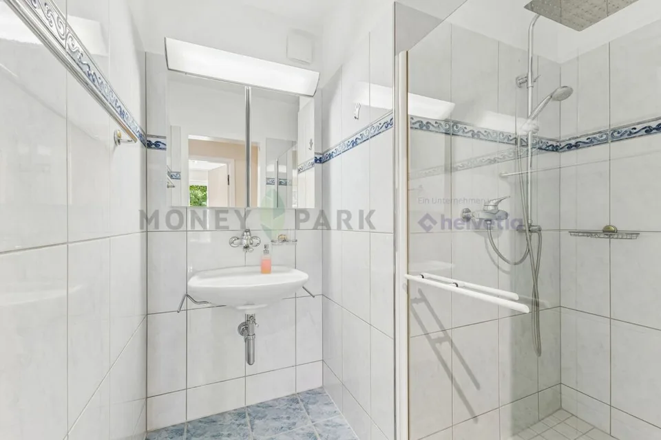 5.5 Zimmer-Eigentumswohnung mit viel Potenzial – Foto 6 von 8