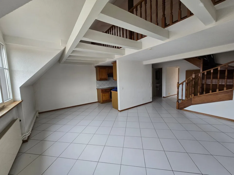 Duplex-Wohnung mit 3.5 Zimmern – Foto 2 von 11
