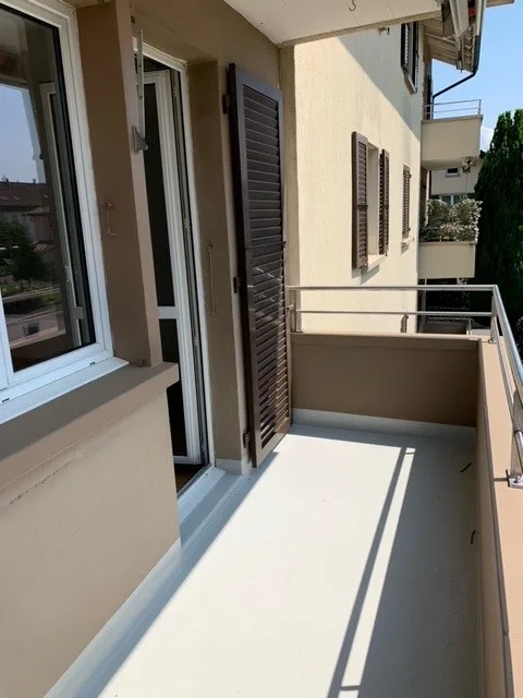 Sunny 4-room apartment with balcony in Dotzigen – photo 8 of 9