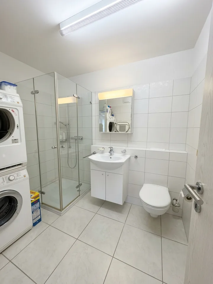 Wohnen auf 136 m²: Lichtdurchflutete 4.5-Zimmerwohnung mit riesiger Küche – Foto 14 von 23