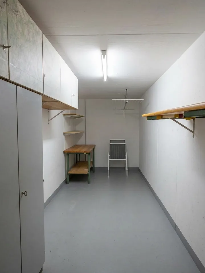 Wohnen auf 136 m²: Lichtdurchflutete 4.5-Zimmerwohnung mit riesiger Küche – Foto 21 von 23