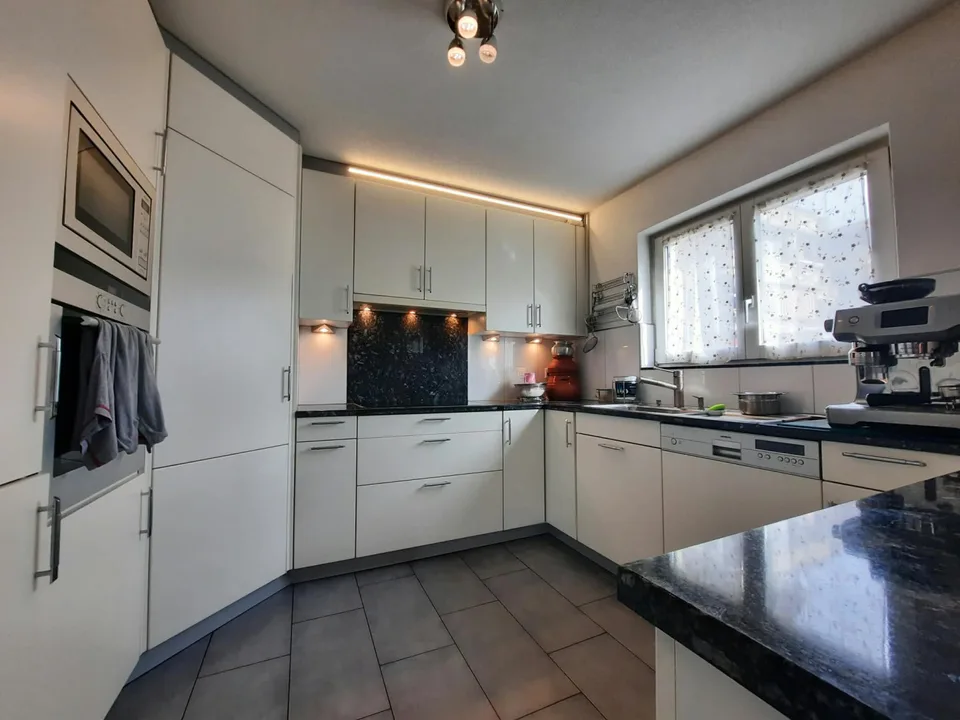 Maison de famille calme à Rothrist avec jardin spacieux et potentiel de développement – photo 4 sur 4