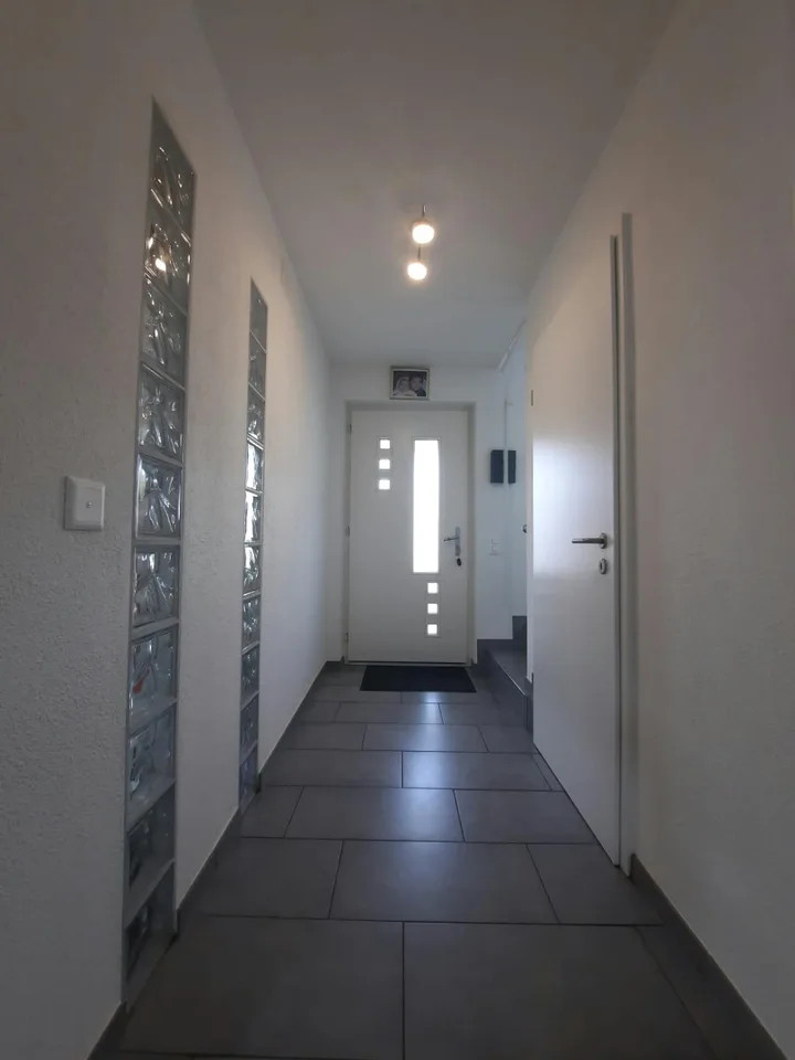 Maison de famille calme à Rothrist avec jardin spacieux et potentiel de développement – photo 3 sur 4