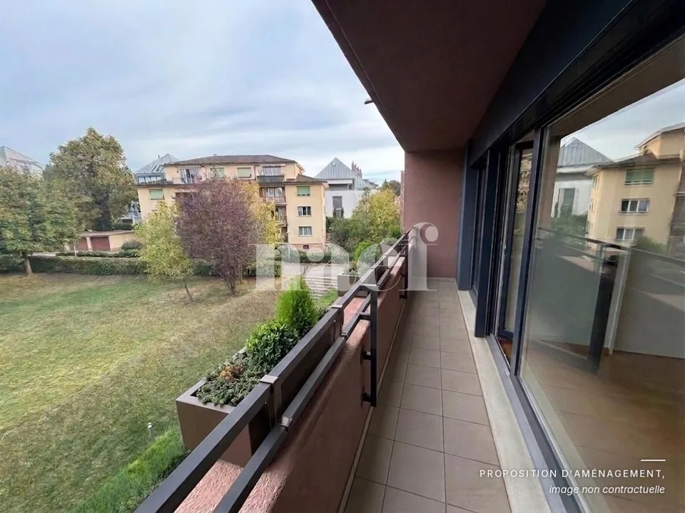 Schönes 3-Zimmer-Apartment im 3. Stock mit ca. 76m2, Balkon und herrlicher Seeblick – Foto 8 von 8