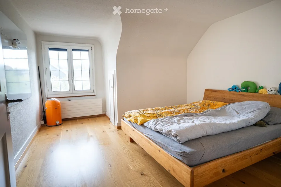Viel Stauraum & Top-Anbindung | 4,5 Zimmer in Münchenbuchsee – Foto 4 von 5