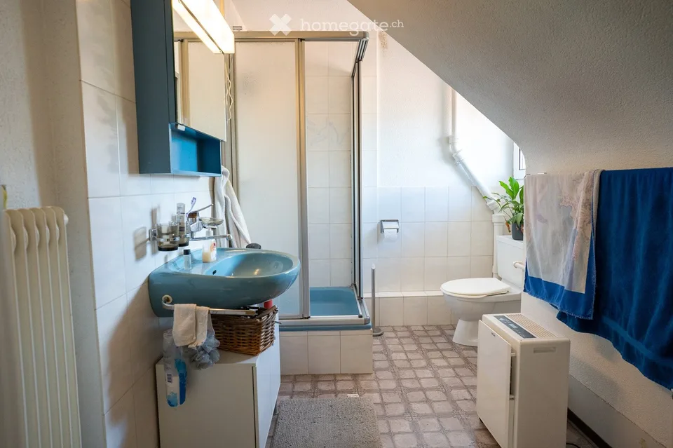 Viel Stauraum & Top-Anbindung | 4,5 Zimmer in Münchenbuchsee – Foto 5 von 5