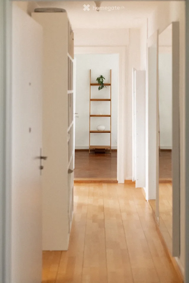 Möbliertes Zimmer für Wochenaufenthalter_in – Foto 3 von 5