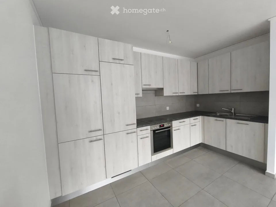 Schönes und komplett neues Apartment in Chiasso – Foto 3 von 5