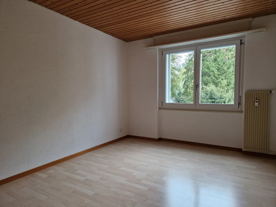 Charming 3.5-room apartment with balcony in Ferenbalm – available immediately! – photo 6 of 11