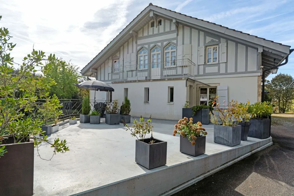 La Chaux-de-Fonds, außergewöhnliche Unterkunft in einem Anwesen – Foto 2 von 19