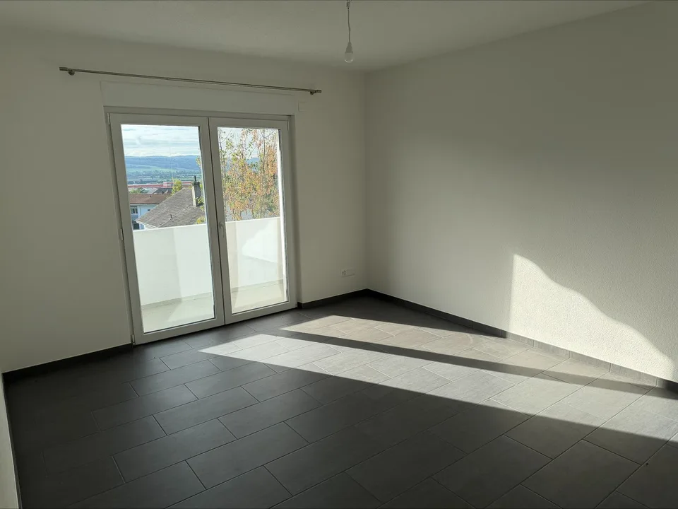 Appartement attractif 3½ pièces avec balcon dans un quartier calme à Grenchen – photo 2 sur 6