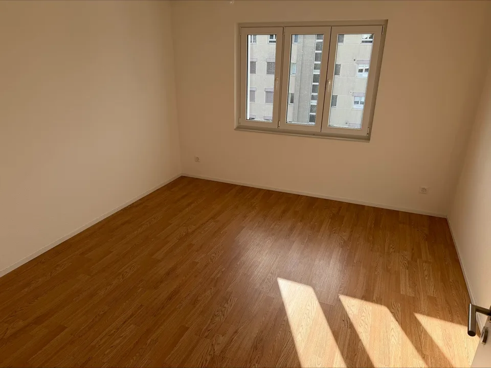 Appartement attractif 3½ pièces avec balcon dans un quartier calme à Grenchen – photo 3 sur 6