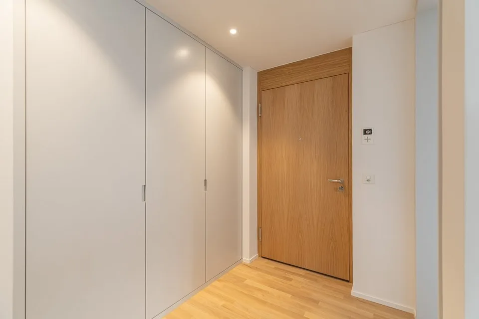 Appartamento moderno, luminoso – foto 9 di 10