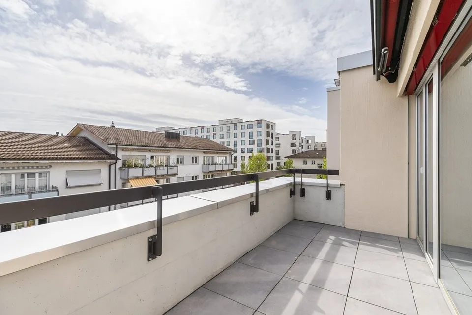 Appartamento mansardato moderno di 4,5 locali – foto 7 di 7