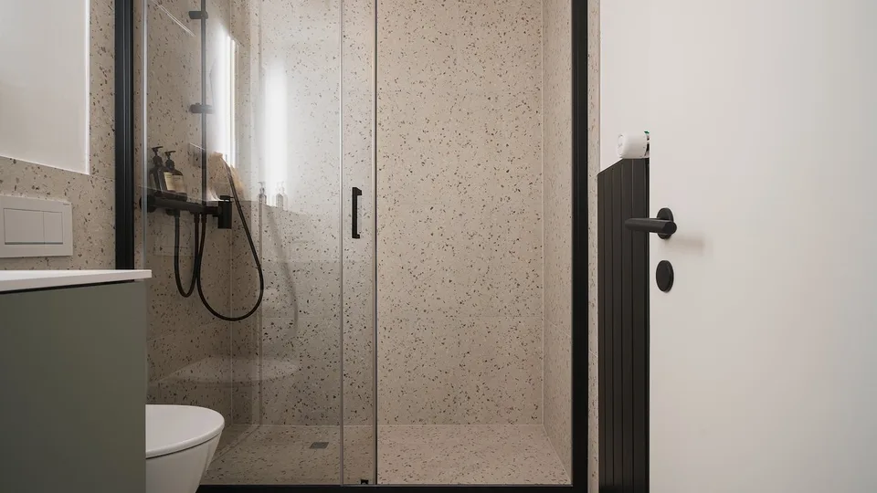 Stylish Pop-room in Schaffhausen - no kitchen – Foto 3 von 7