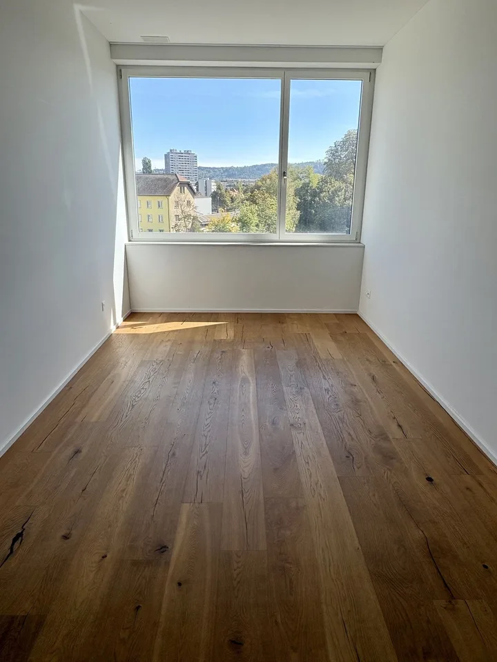 Exklusive und moderne 3.5-Zimmer-Wohnung mit Seenähe in Nidau – Foto 9 von 15