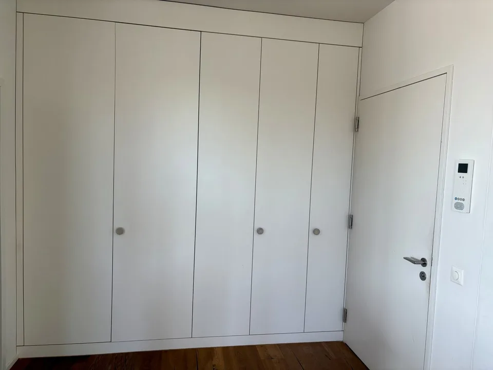 Exklusive und moderne 3.5-Zimmer-Wohnung mit Seenähe in Nidau – Foto 12 von 15