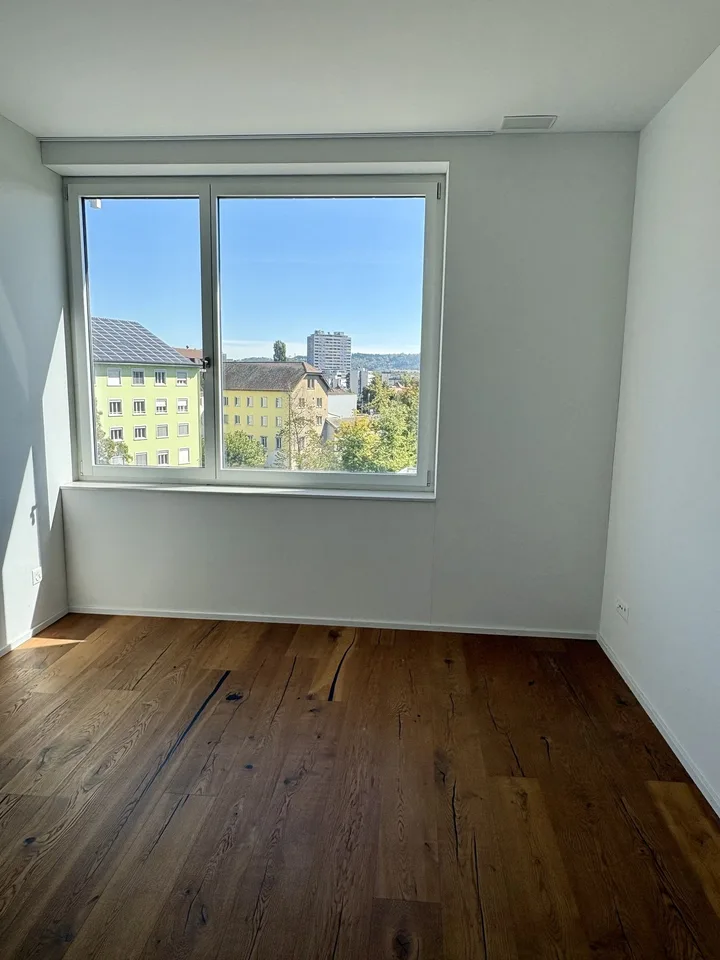 Exklusive und moderne 3.5-Zimmer-Wohnung mit Seenähe in Nidau – Foto 10 von 15
