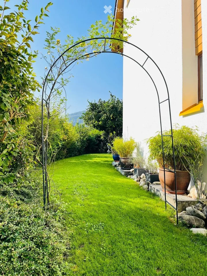 Appartamento duplex/maisonette spazioso di 6,5 locali con giardino incantato a Grabs – foto 18 di 20