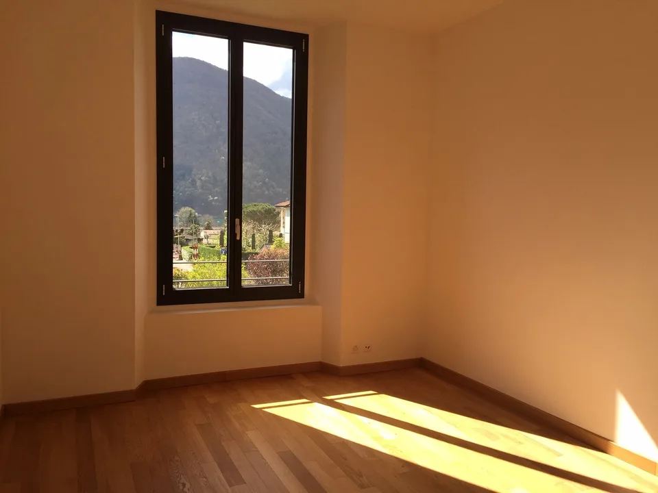 MELANO – APPARTAMENT DUPLEX MERVEILLEUX 4.5 PIÈCES – photo 6 sur 7