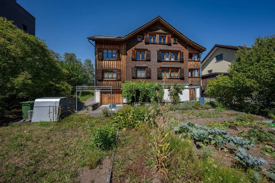Zweifamilienhaus – Foto 2 von 13