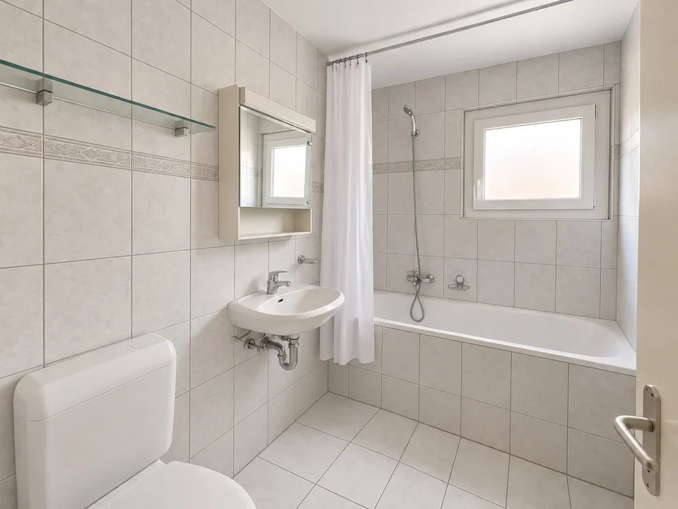 Geräumige 4.5-Zimmer-Wohnung mit Balkon – Foto 6 von 8