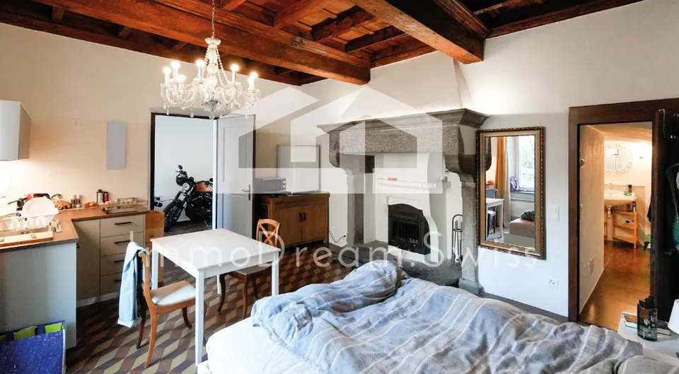 Maison de générations dans le populaire Nucleo avec 2 appartements et 3 studios, cour intérieure romantique – photo 4 sur 13