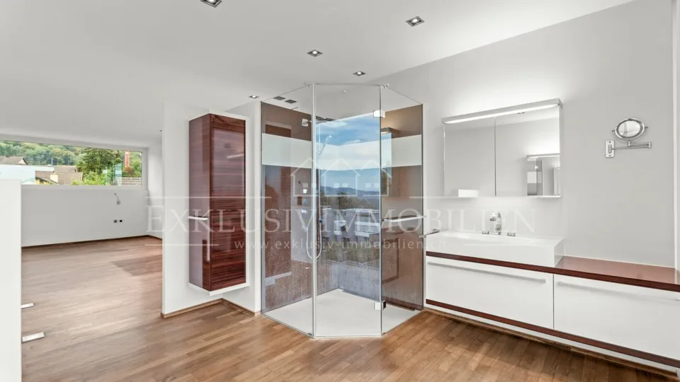 Una proprietà con carattere - privacy, generosità e qualità della vita – foto 3 di 7