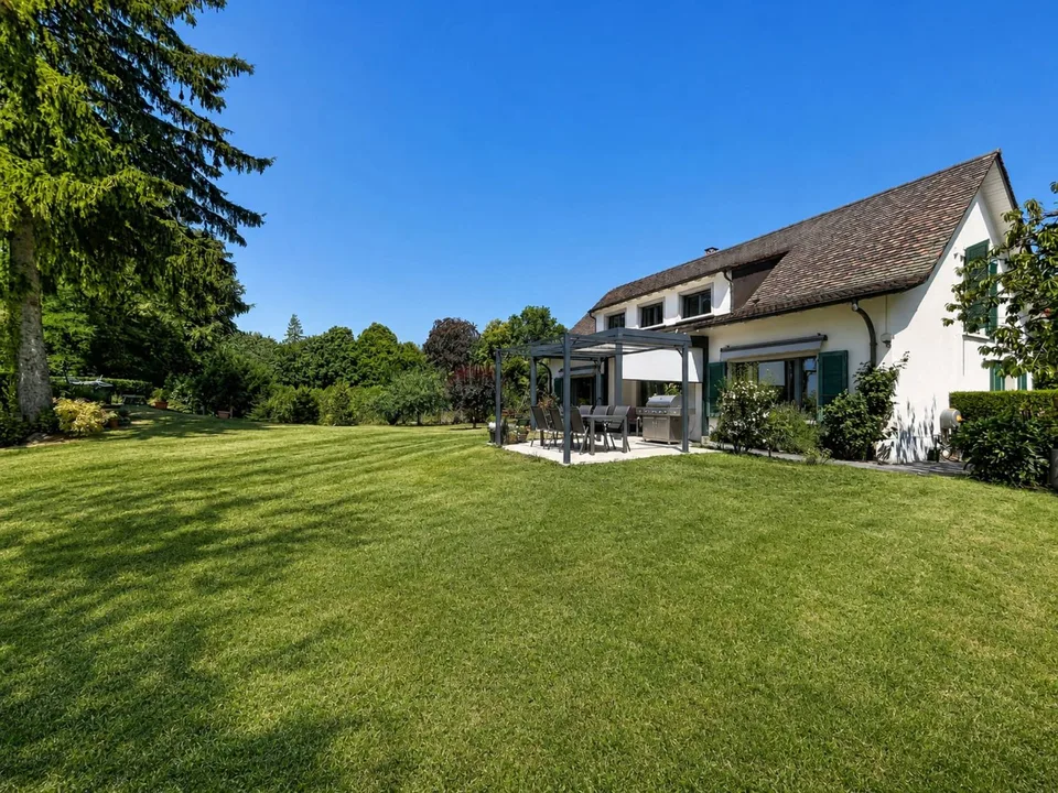 Propriété familiale de caractère au fort potentiel, dans un écrin de verdure – foto 25 di 26