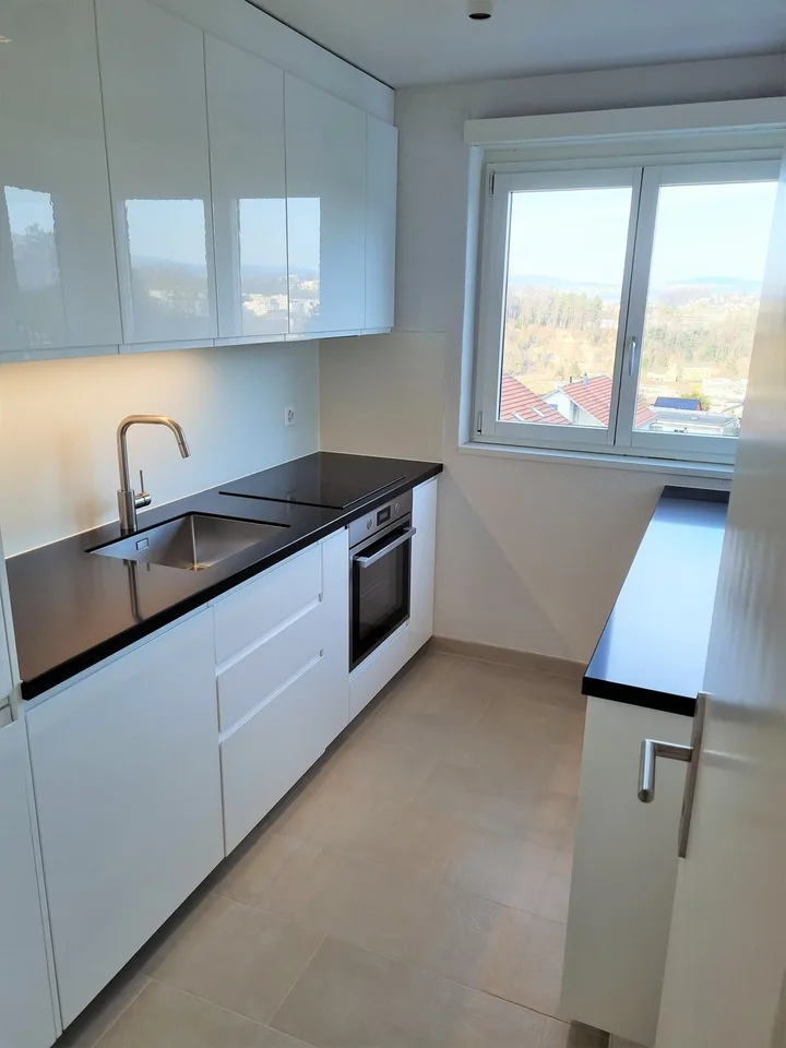 Helle Wohnung nahe Stadtgrenze – Foto 2 von 8