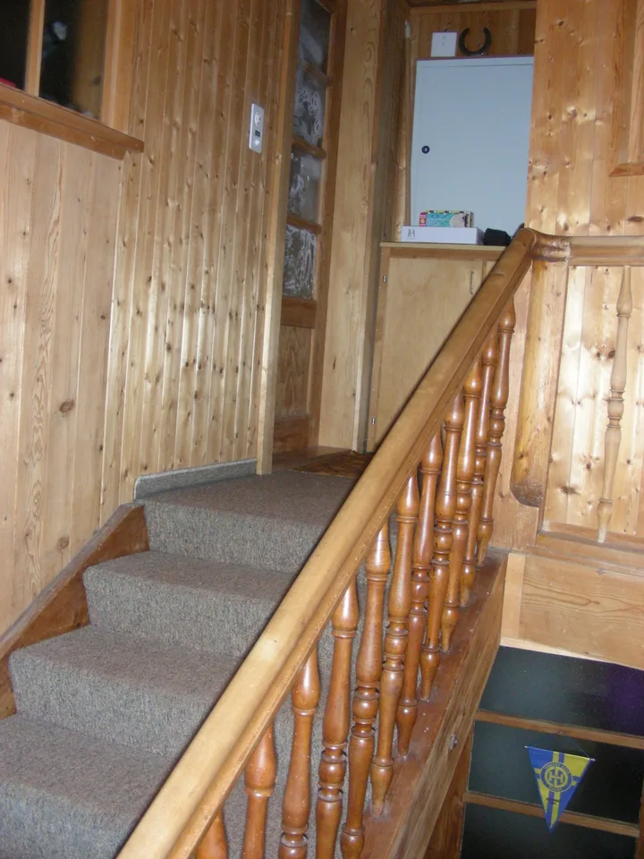 Einfache und preiswerte Dachwohnung / Ferienwohnung – Foto 8 von 9
