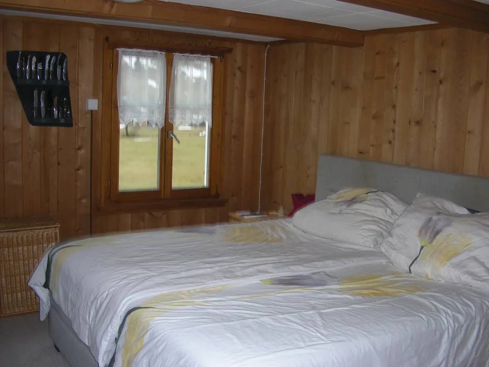 Einfache und preiswerte Dachwohnung / Ferienwohnung – Foto 7 von 9